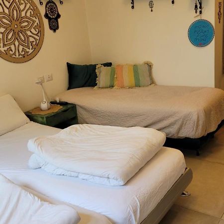 נקודות ריפוי Apartment Tirat Carmel Exterior foto