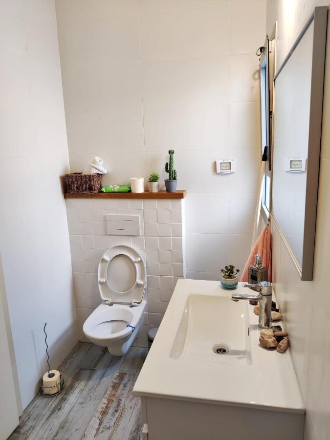 נקודות ריפוי Apartment Tirat Carmel Exterior foto
